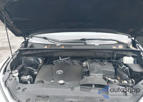 2018 Toyota Highlander Xle from USA, damaged, VIN 5TDJZRFH4JS532006